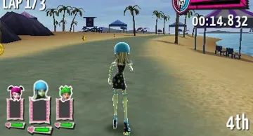 Monster High - Skultimate Roller Maze(USA) screen shot game playing
